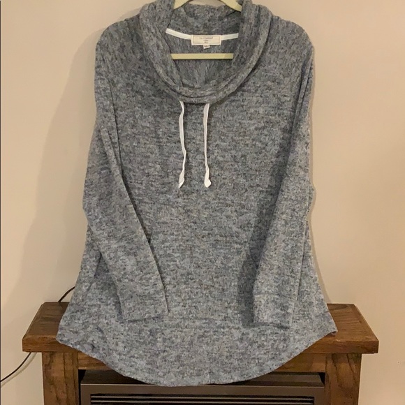 no comment Sweaters - Comfy sweater!